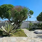 Rinio House In Adamas Feriehus *