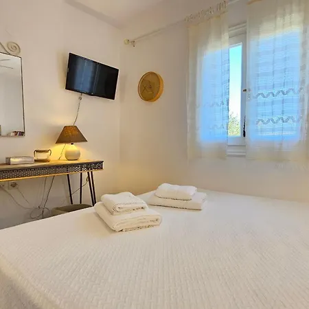 Rinio House In Adamas Nyaraló Mytakas