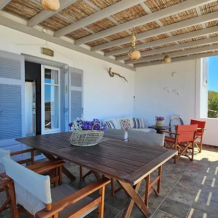 Rinio House In Adamas 펜션 Mytakas