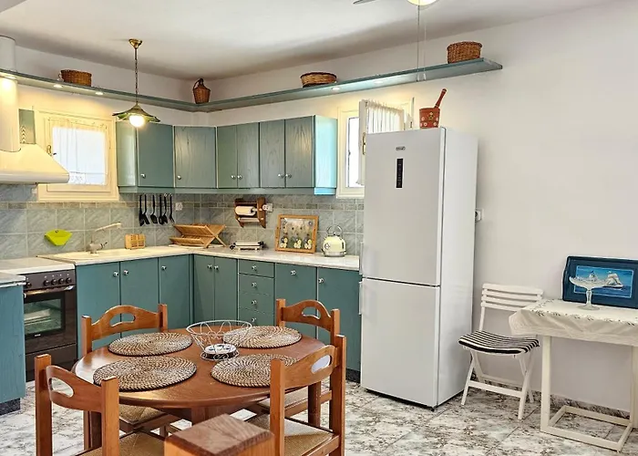 Rinio House In Adamas 펜션