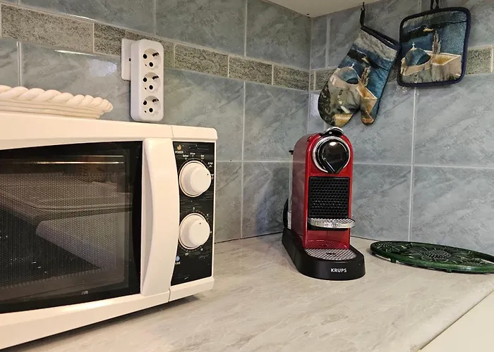 Rinio House In Adamas 펜션 *