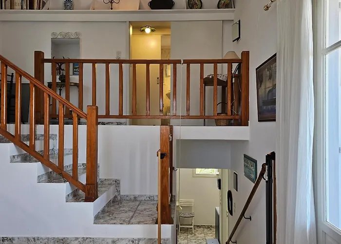 Rinio House In Adamas 펜션 Mytakas