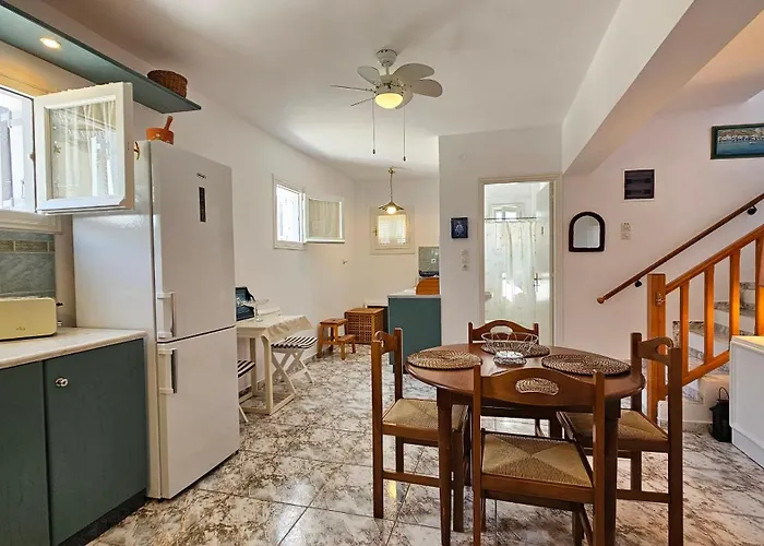 Rinio House In Adamas Casa de Férias Mytakas